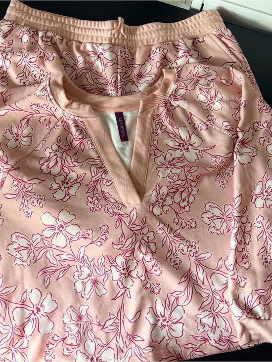 Adore Me Other - Adore Me Leslie Blush Pink Lounge cropped sweatshirt and shorts set